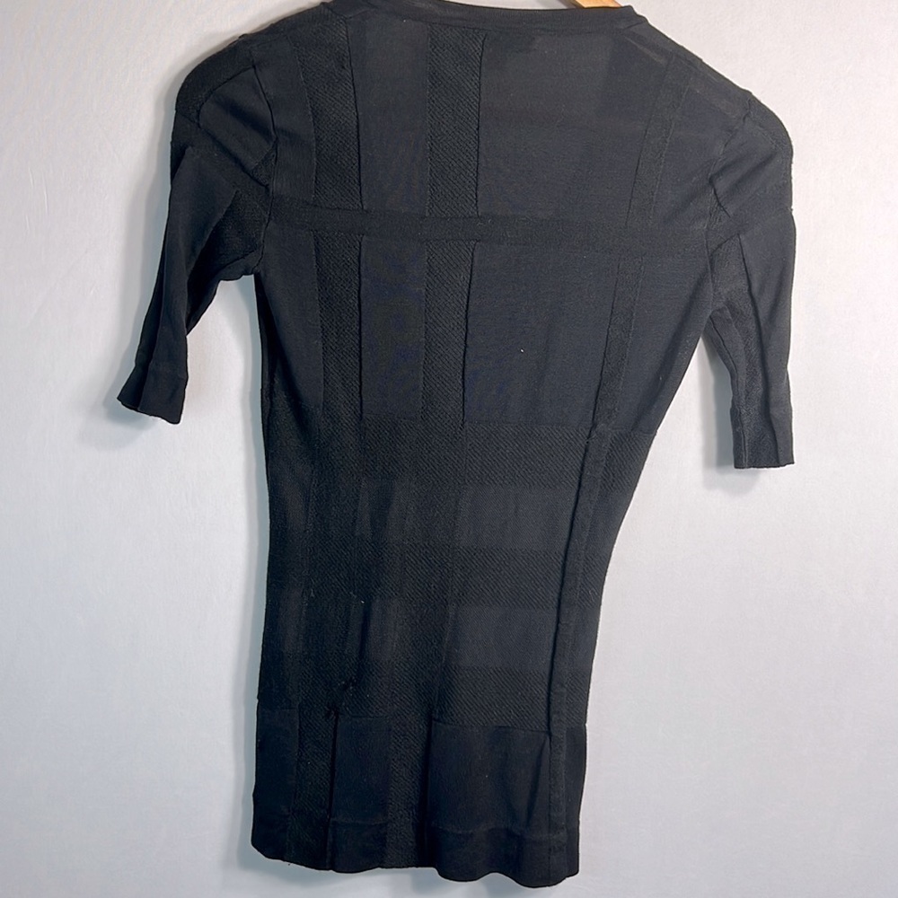 Burberry Henley Sweater size S - Picture 4 of 8